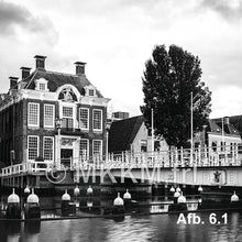 Afbeelding in Gallery-weergave laden, Barstoel Harlingen keuze uit meerdere afbeeldingen zithoogte 76 cm

